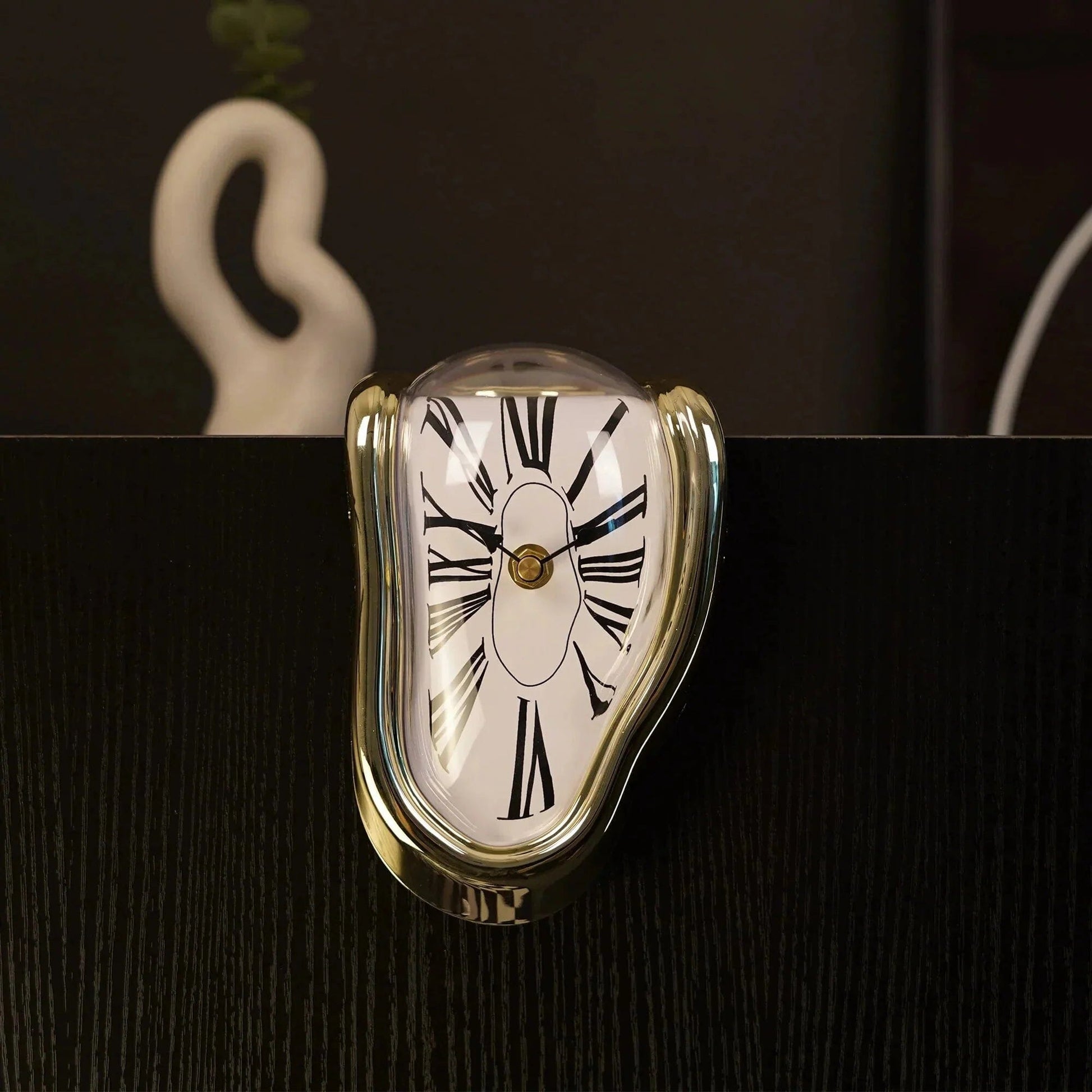 A beautiful melting clock